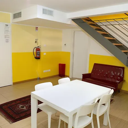 Break Guest house *